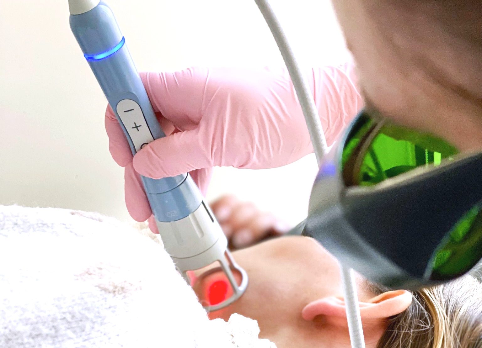 laser wysokoenergetyczny fizjoterapia i rehabilitacja w slupsku
